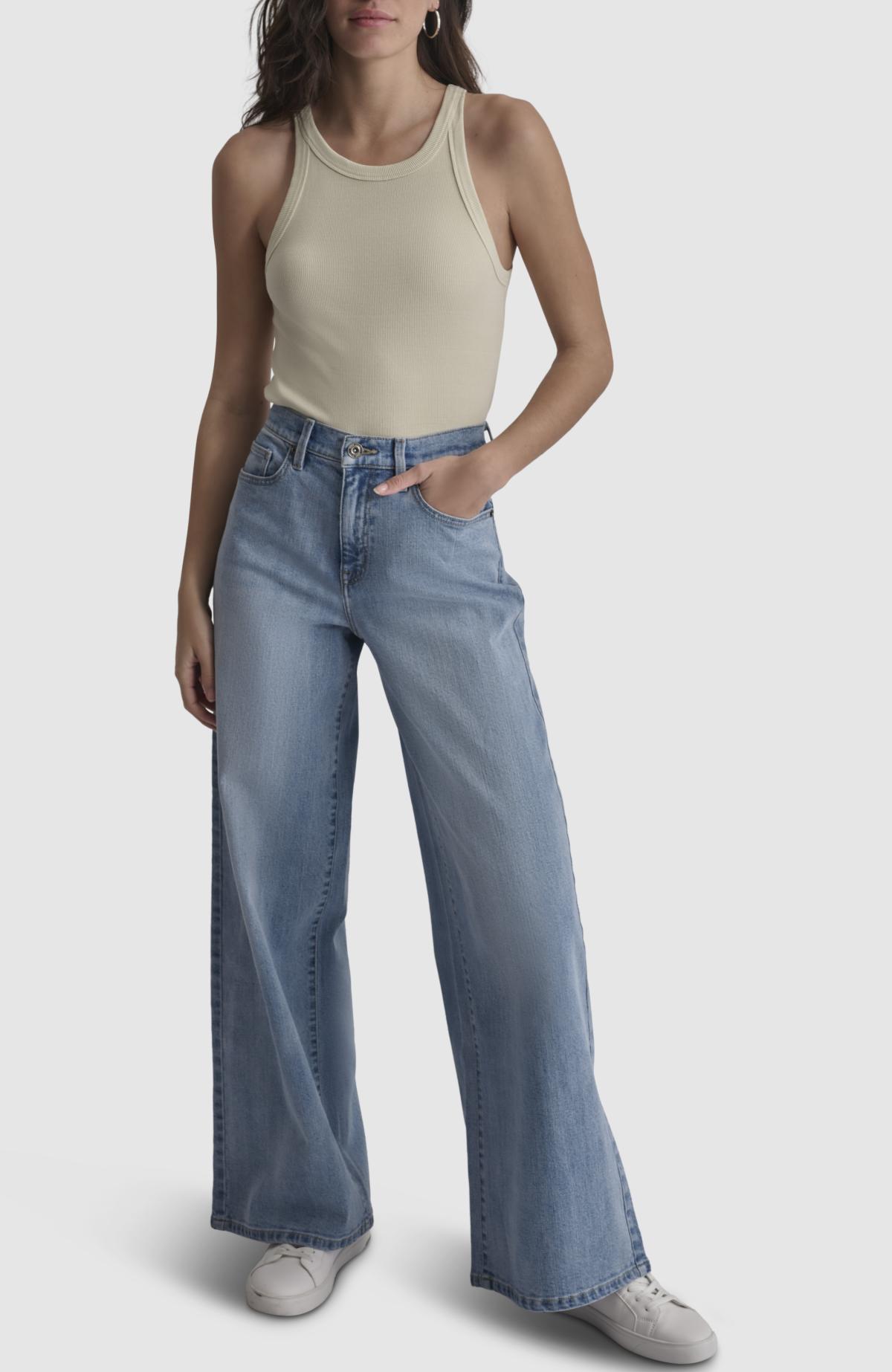 DKNYDJ05524_59_DJ4M4007_BRYANT_Fb